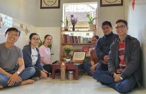 Khi người trẻ học Phật, chuyển hóa gia đình