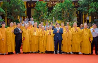 Hà Nội: Thủ tướng Phạm Minh Chính chúc mừng Phật Đản PL.2568-DL.2024 tại chùa Quán Sứ