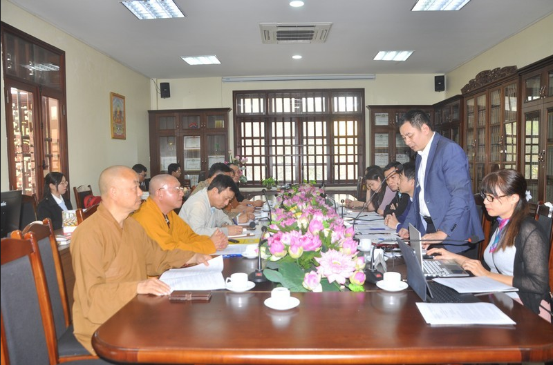Ông Đồng Mạnh Hùng phát biểu