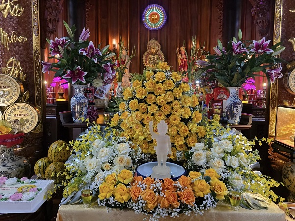 Ninh Bình: Nghi lễ tắm Phật - Kính mừng đại lễ Phật đản Vesak 2025 tại chùa Quang Sơn - TP Tam Điệp