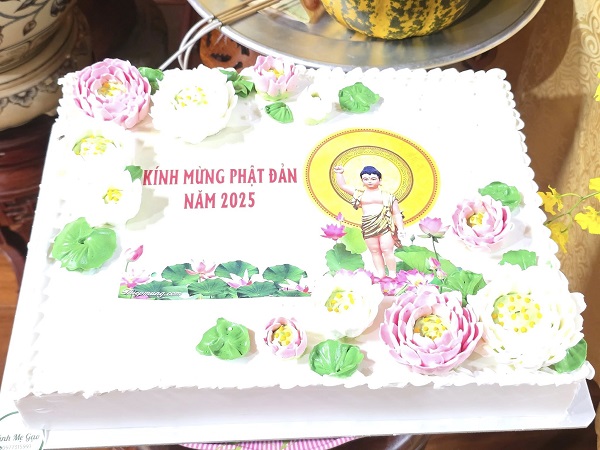 Ninh Bình: Nghi lễ tắm Phật - Kính mừng đại lễ Phật đản Vesak 2025 tại chùa Quang Sơn - TP Tam Điệp