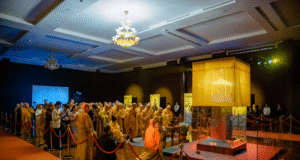 Trang nghiêm khai mở chiêm bái Xá-lợi Trái tim Bồ-tát Thích Quảng Đức Trang nghiêm khai mở chiêm bái Xá-lợi Trái tim Bồ-tát Thích Quảng Đức